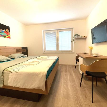 Apartments And Rooms Pri Baslju Cerkno Extérieur photo