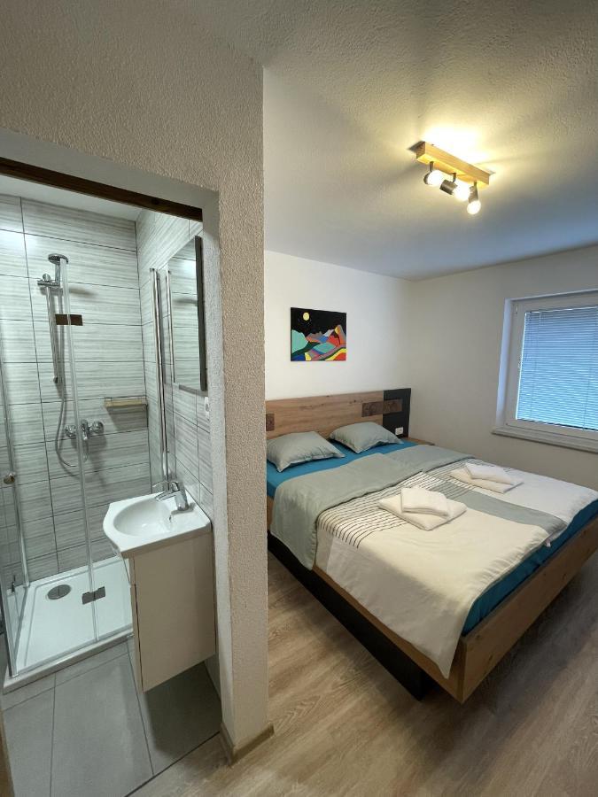 Apartments And Rooms Pri Baslju Cerkno Extérieur photo