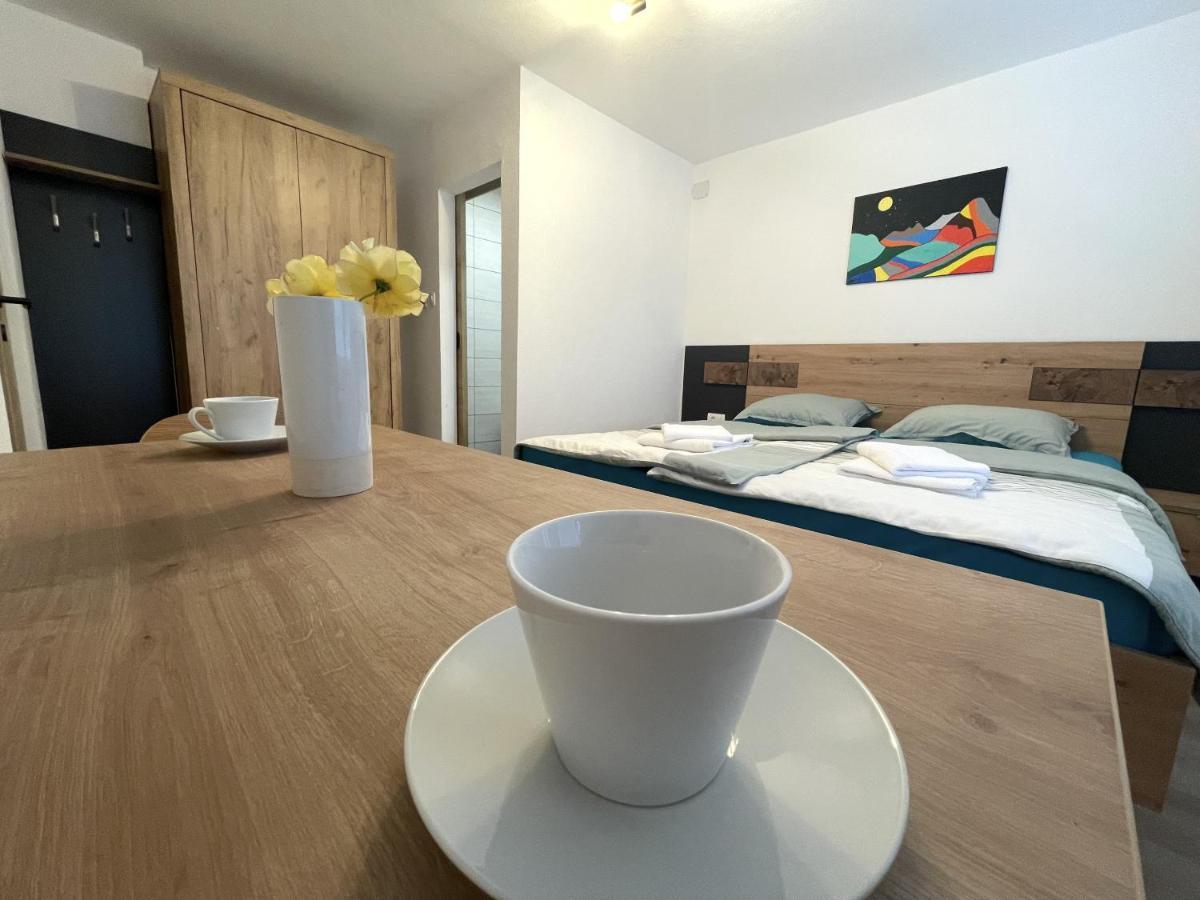 Apartments And Rooms Pri Baslju Cerkno Extérieur photo