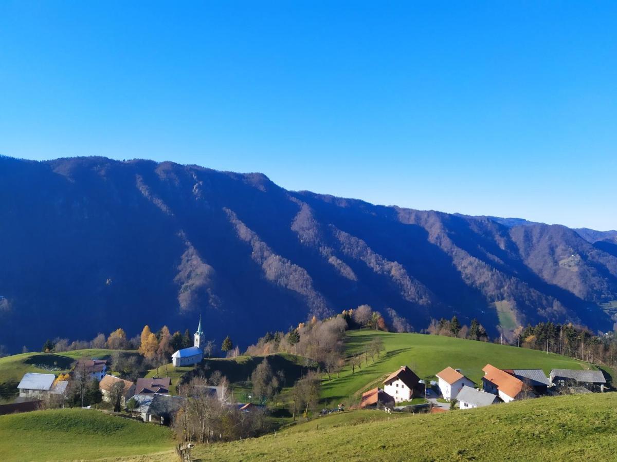 Apartments And Rooms Pri Baslju Cerkno Extérieur photo